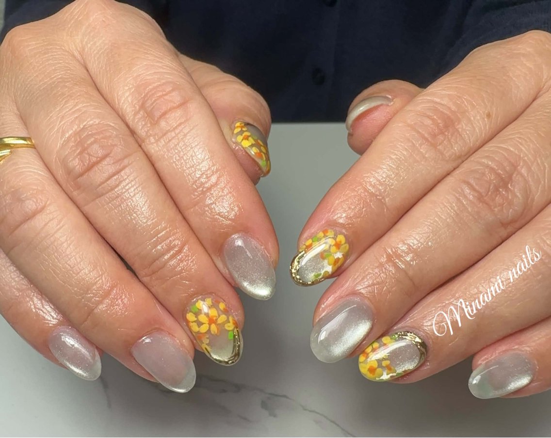 ネイル アートネイル フラワーネイル ガーリー キラキラネイル 韓国ネイル Minami Nailsのネイルデザイン