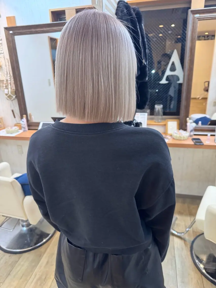 カラー ンジハ えみのヘアスタイル