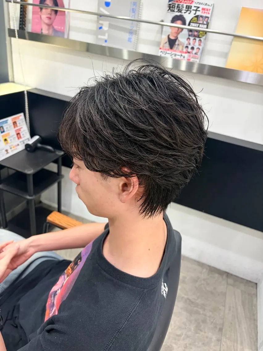 パーマ メンズ センターパート フェザーパーマ メンズパーマ ニュアンスパーマ カット パーマ 静岡 / 毛流れ特化 /メンズヘア/真大のヘアスタイル