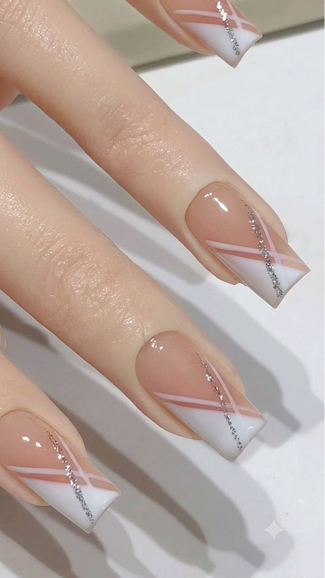 ネイル 長さ出し フレンチネイル グラデーション 韓国ネイル マグネットネイル ハンドネイル Lannie nailのネイルデザイン