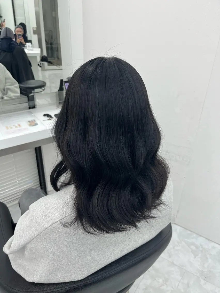 ミディアム カラー ヘアアレンジ Zina熊本🫧 Kurehaのヘアスタイル