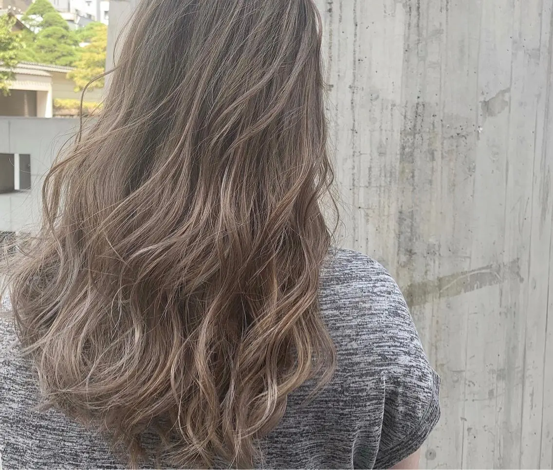 ロング カラー バレイヤージュ ハイライトカラー 外国人風カラー ハイライト レイヤーカット 【店長】外国人風 メンズヘア尾上雄輝のヘアスタイル