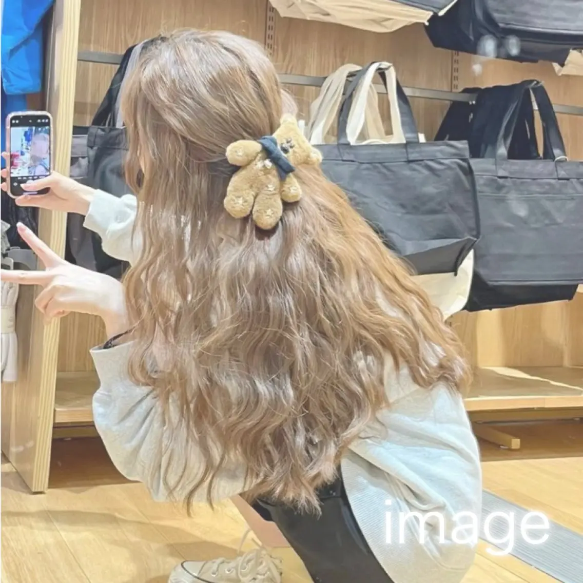 ロング カラー 透明感ベージュカラー 🪞上野🪞AIのヘアスタイル