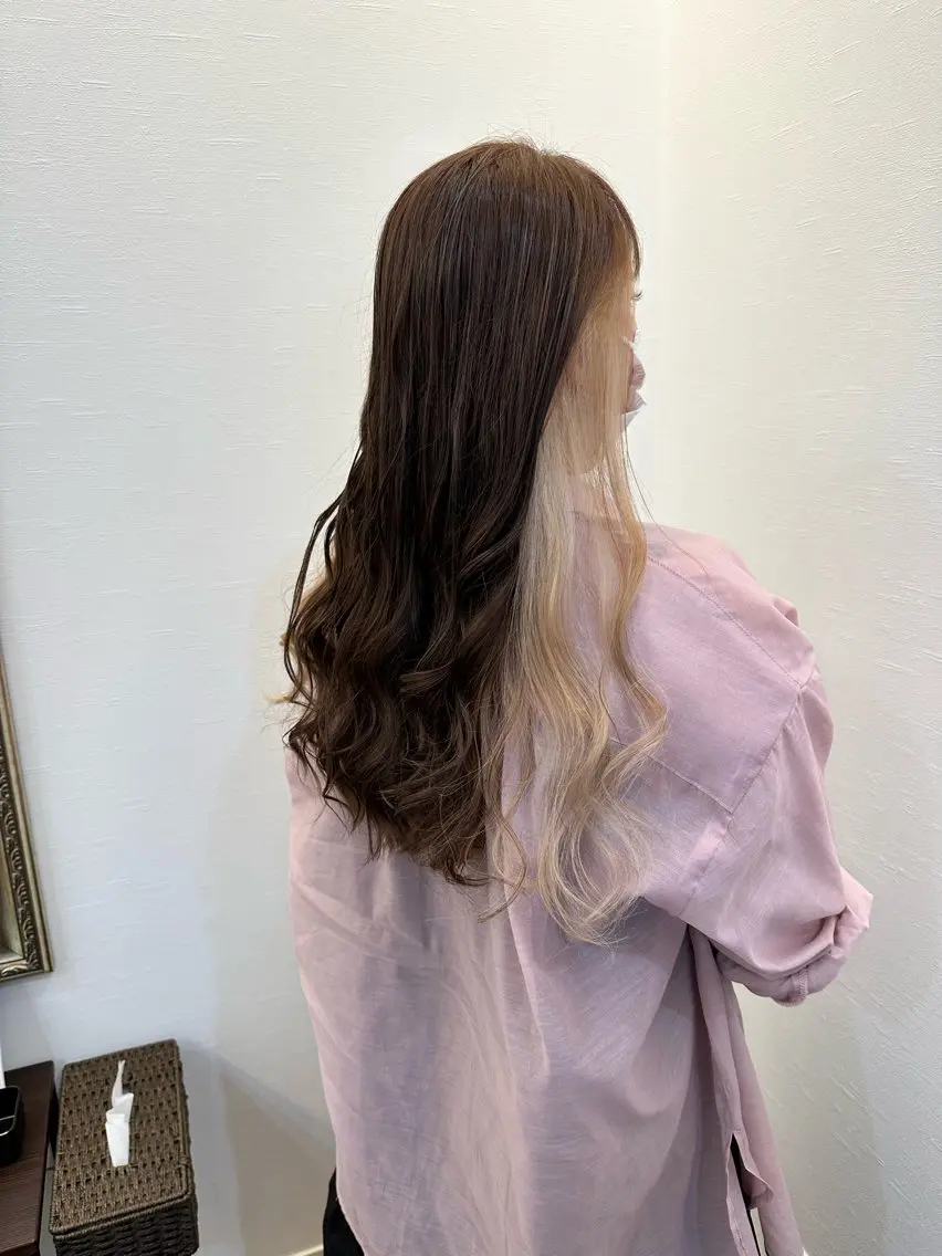 カラー ツノガイ エリのヘアスタイル