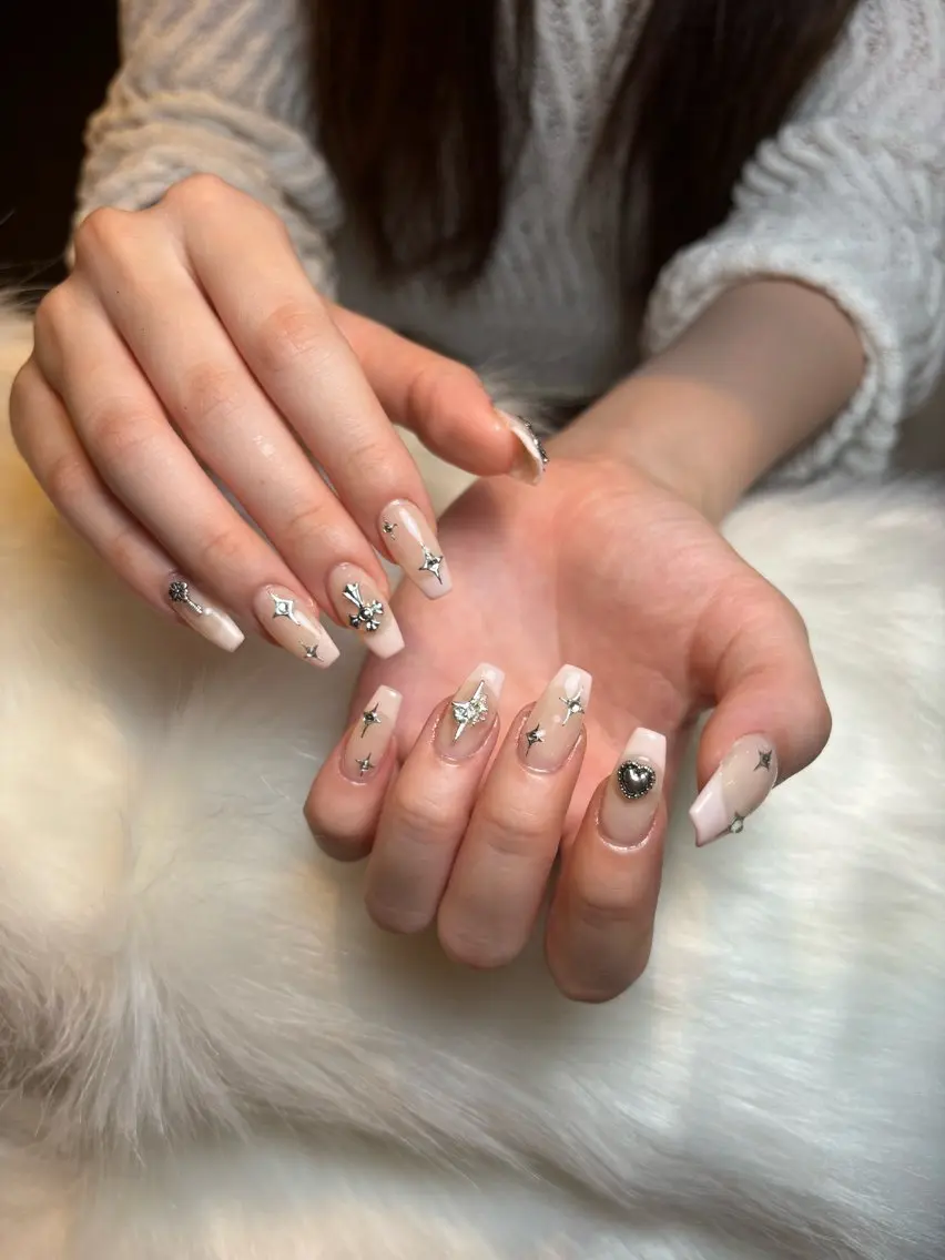 ネイル 韓国ネイル マグネットネイル ワンカラーネイル ネイルチップ Jenn Nail Salonのネイルデザイン