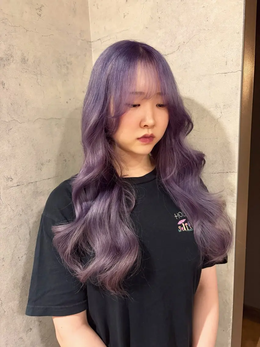 セミロング カラー ブリーチ ブロンド ラベンダーカラー ホワイトブロンド レイヤーカット カット ヘアカラー トリートメント パーソナルカラー 診断🍀マリンのヘアスタイル