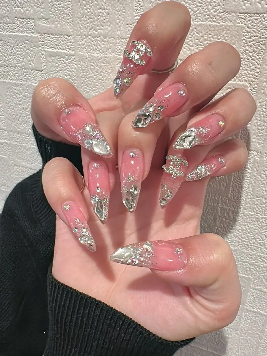ネイル ハンドネイル スカルプ専門店 D-Beautyのネイルデザイン