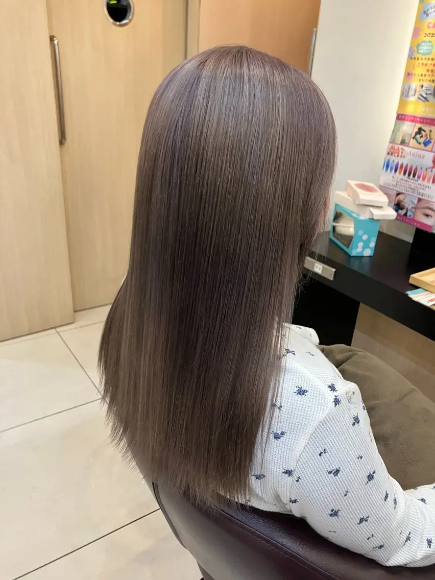 ミディアム ヘアカラー yukari 艶髪ヘアのヘアスタイル