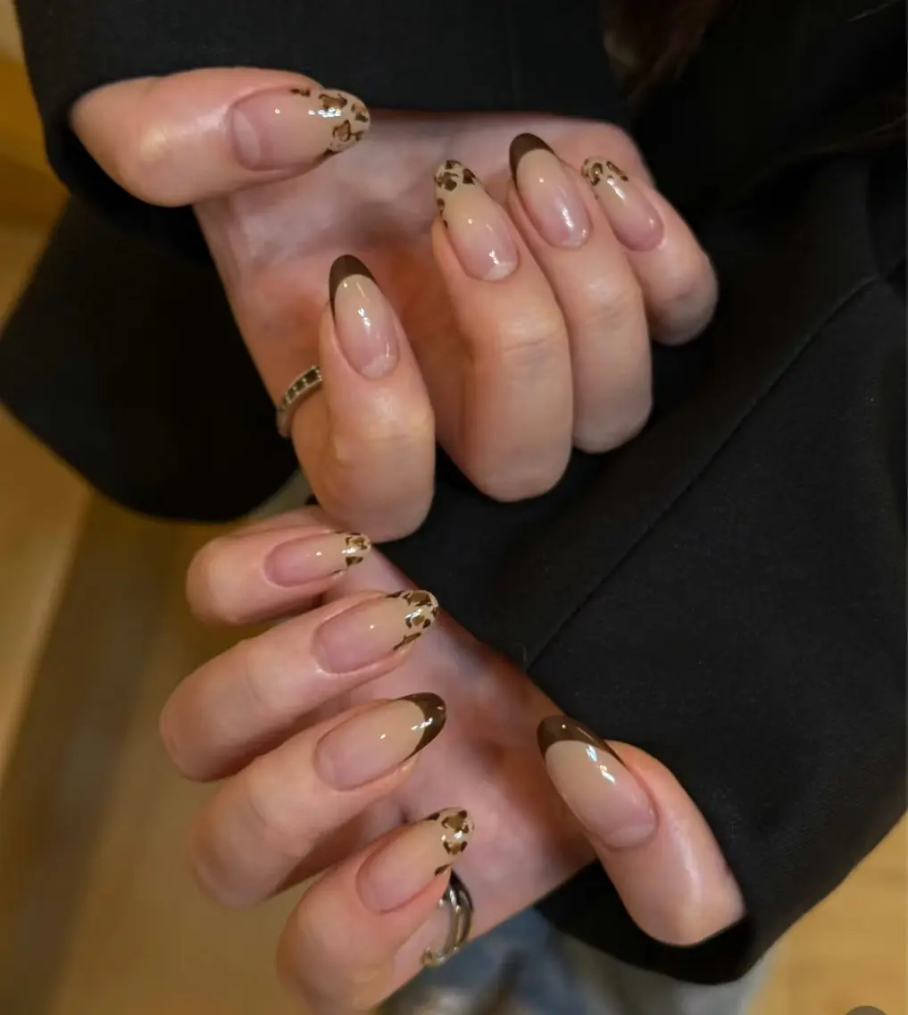 ネイル アートネイル オーロラネイル チークネイル フレンチネイル ガラスフレンチ ハンドネイル 🎀🎀YooLi Nail Salonのネイルデザイン