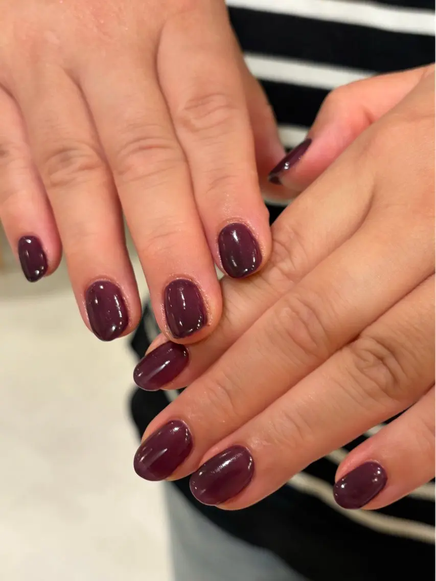 ネイル ワンカラーネイル パープル salon madre Sakiのネイルデザイン
