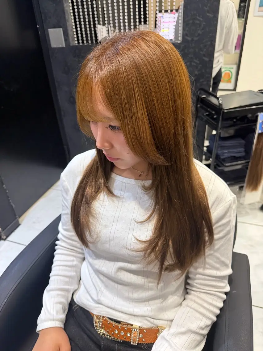 ロング エクステ レイヤーカット カット エクステ 長田 麻友子のヘアスタイル