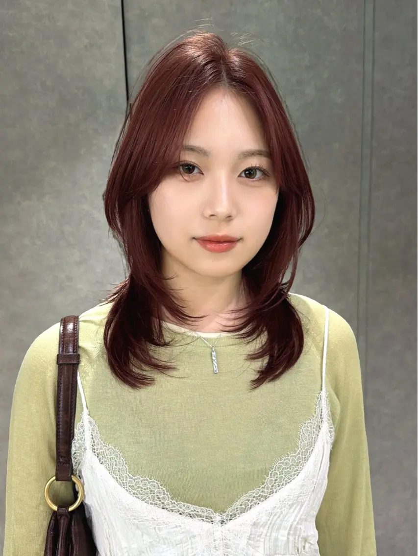 ミディアム カラー ブラウンカラー ピンクカラー ピンクブラウン ハッシュカット カット ヘアカラー yu-kaハッシュ カット/韓国レイヤーのヘアスタイル