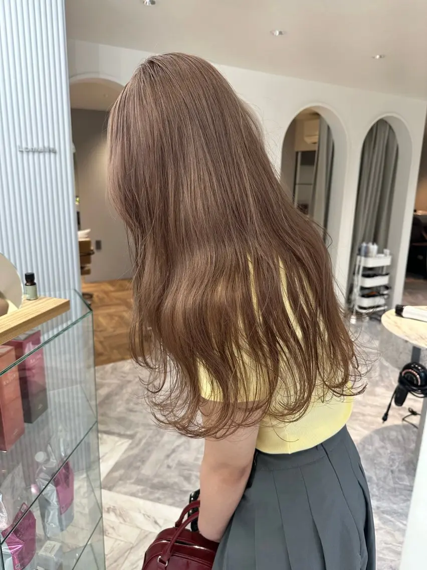 ロング カラー ベージュカラー ブリーチ ハイトーンカラー ブリーチなしカラー ボブ カット ヘアカラー トリートメント REINA☁️透明感 カラー/ぷつっと♡のヘアスタイル