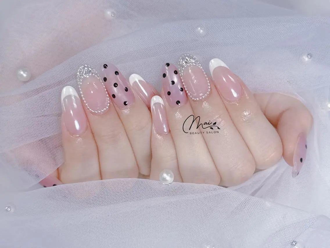 ネイル チークネイル クリアネイル フラッシュネイル フレンチネイル ハート MaiBeauty Niのネイルデザイン