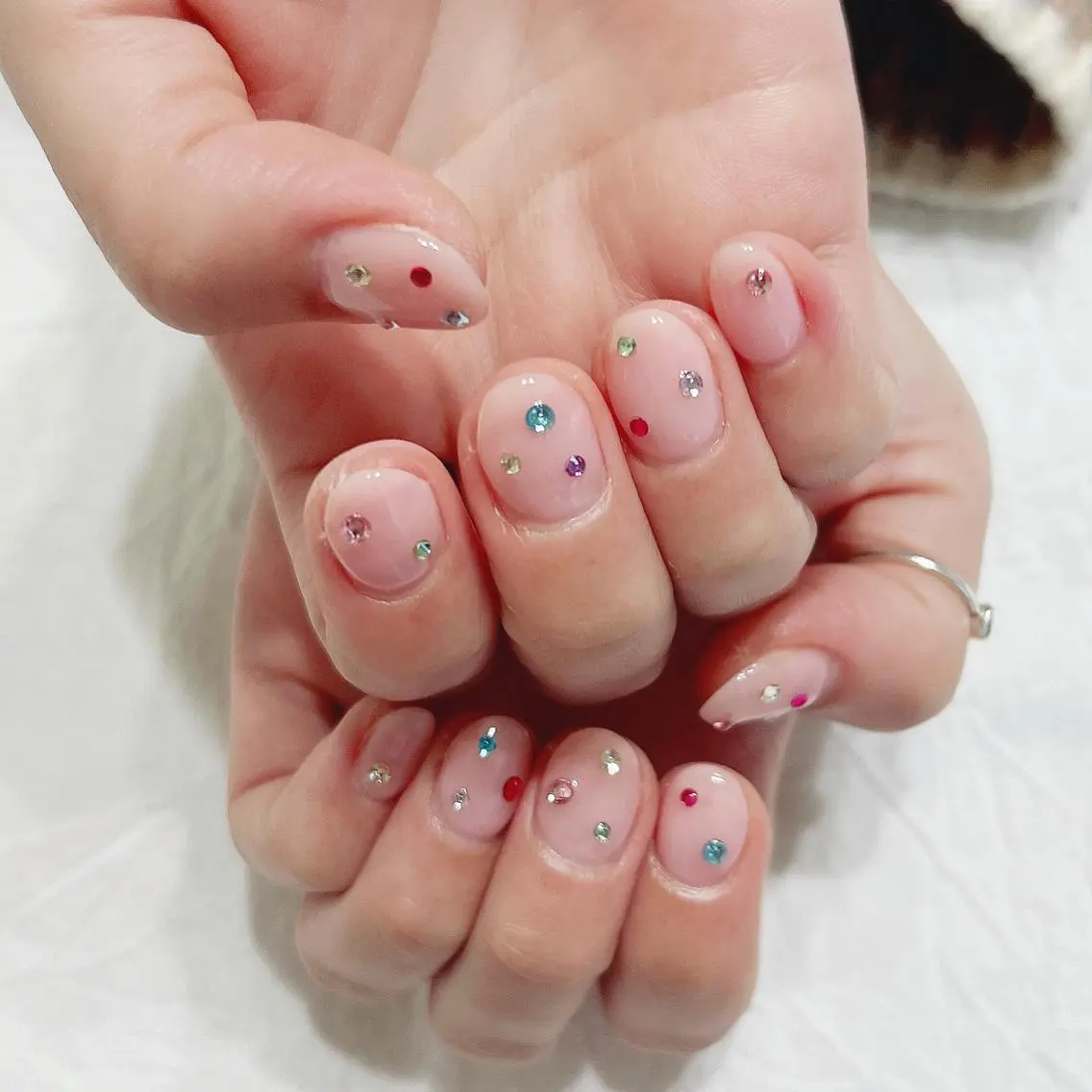 ネイル シンプルネイル ストーンネイル ハンドネイル peaberry nailのネイルデザイン