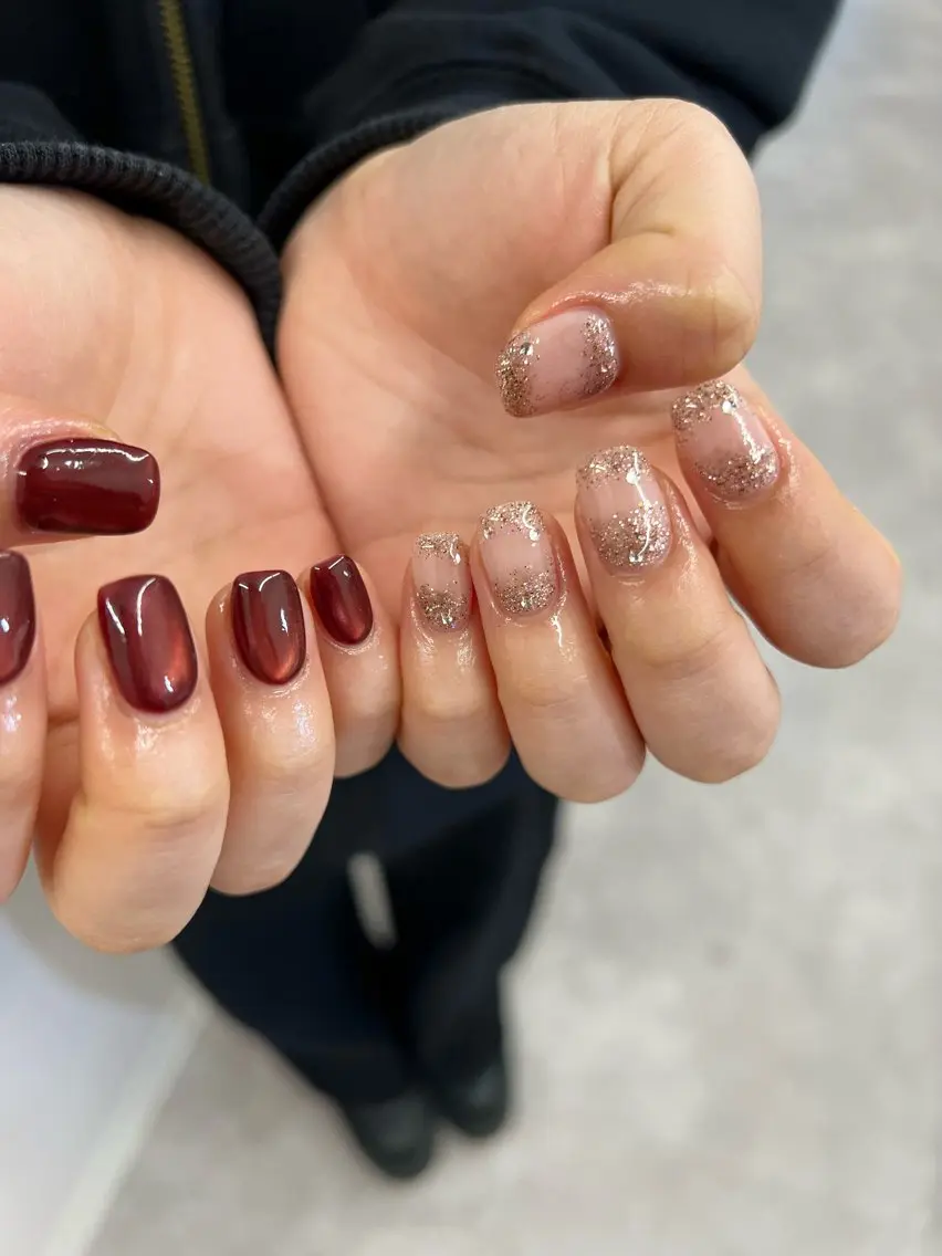 ネイル ボルドー ジェルネイル キラキラネイル ラメ(グリッター) マグネットネイル ハンドネイル ハンドケア Bana_ Nailのネイルデザイン