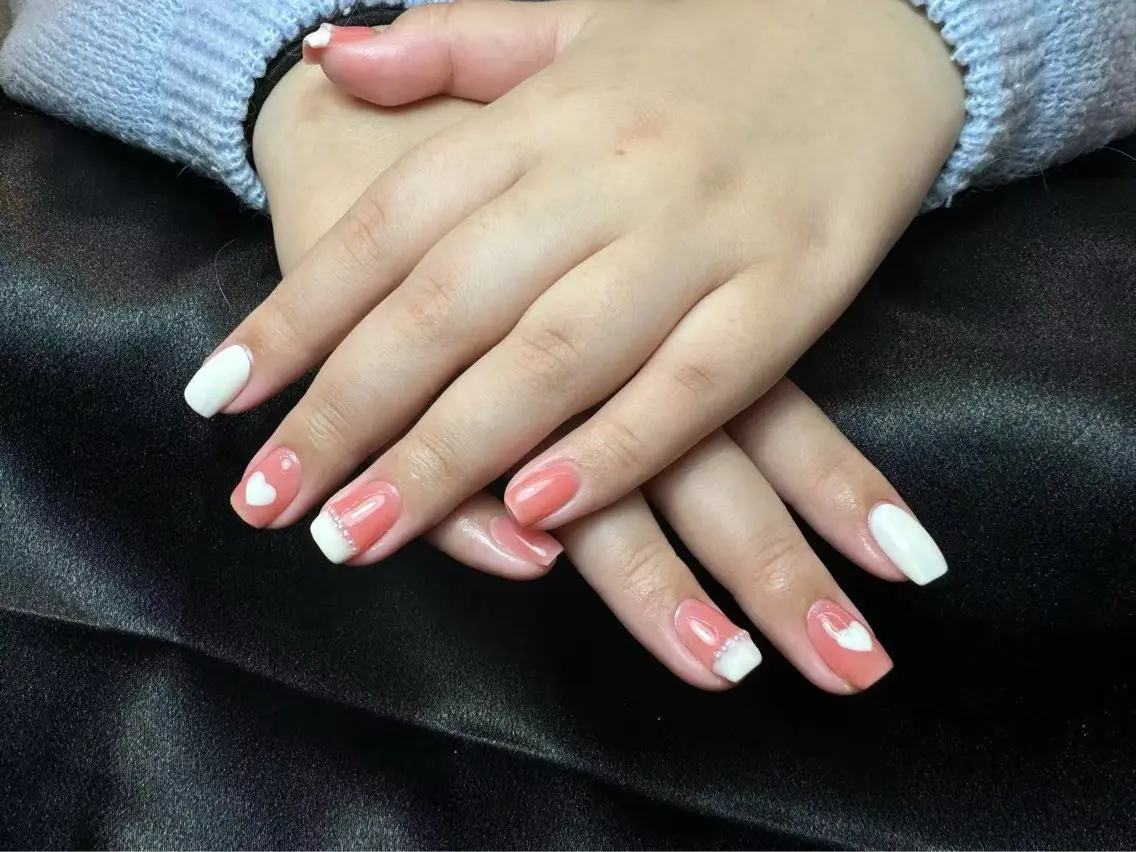 ネイル チークネイル 長さ出し フラッシュネイル フットネイル フレンチネイル Aina nail salonのネイルデザイン