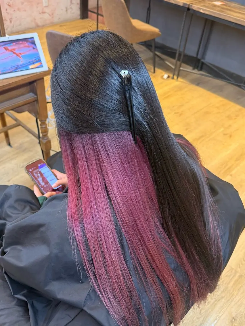 カラー インナーカラー ピンクカラー カラー/鴻巣/ 山中のヘアスタイル