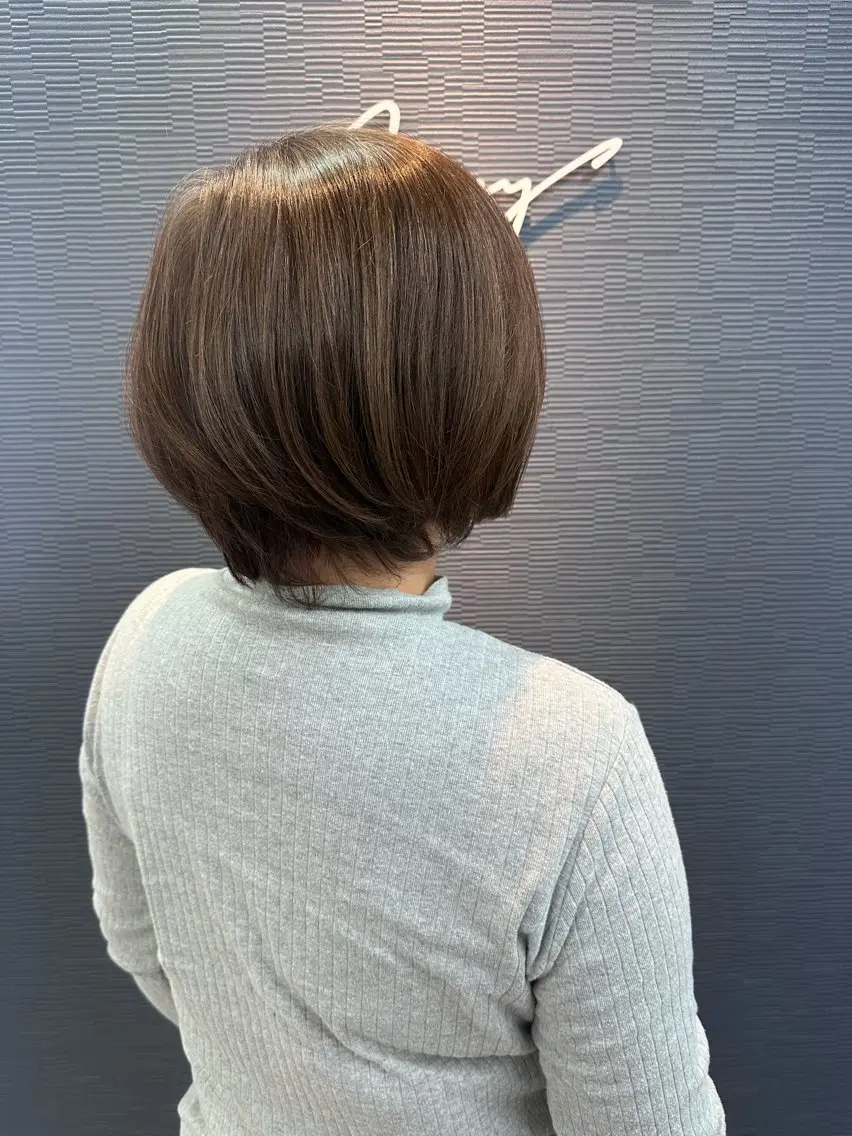 ショート カット ヘアカラー トリートメント Noyヨシモト ヒロトのヘアスタイル