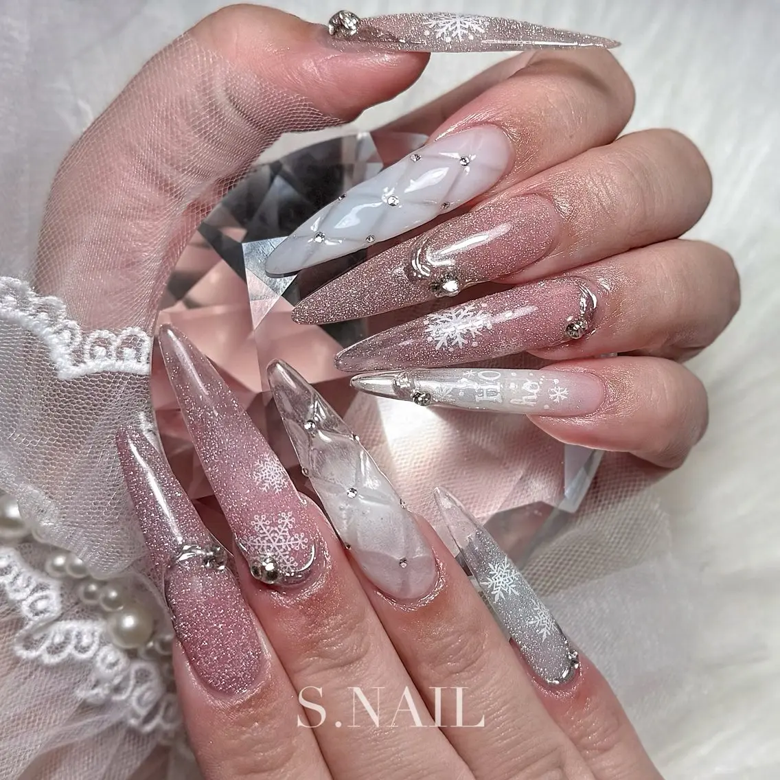 ネイル ハンドネイル S.NAIL Suuのネイルデザイン