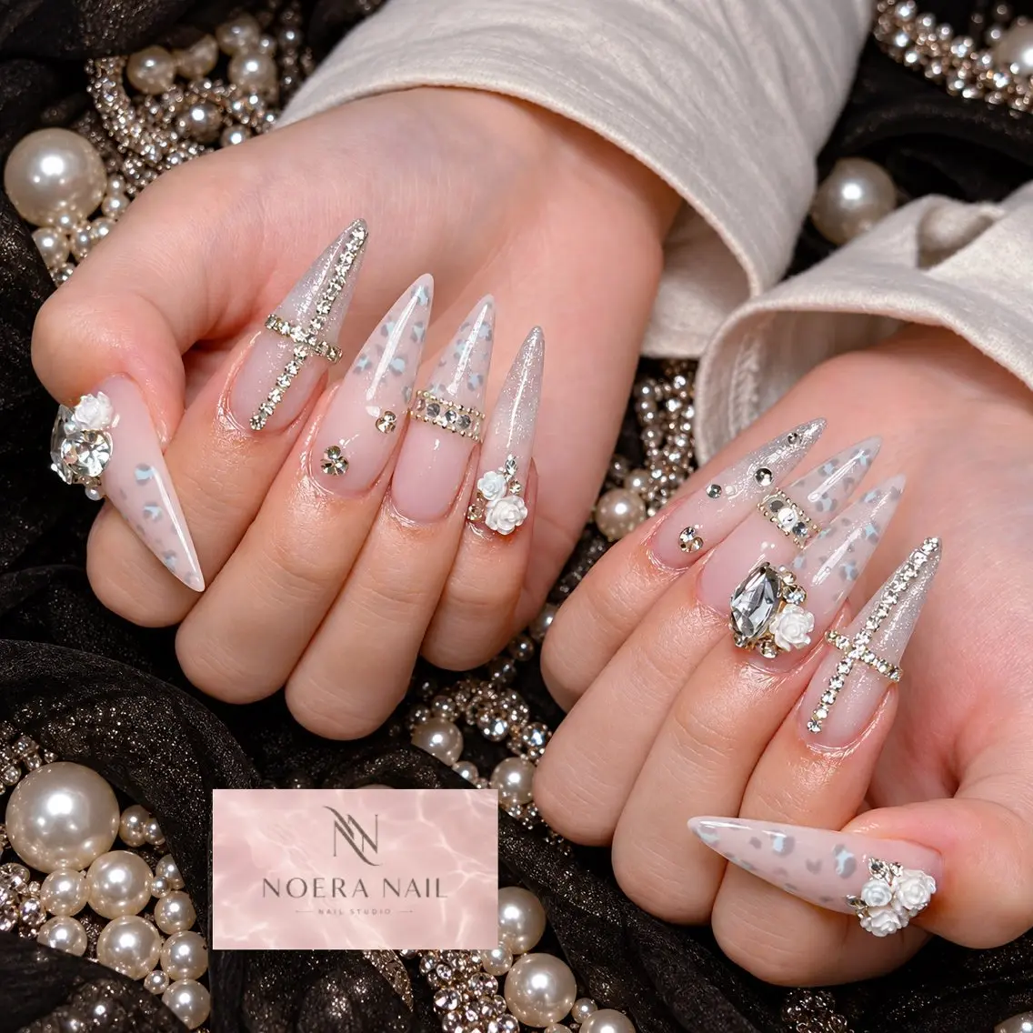 ネイル べっ甲ネイル ボルドー 長さ出し ハロウィン 韓国ネイル ハンドネイル ハンドケア NOERA NAIL チップ長さ出し大塚店のネイルデザイン