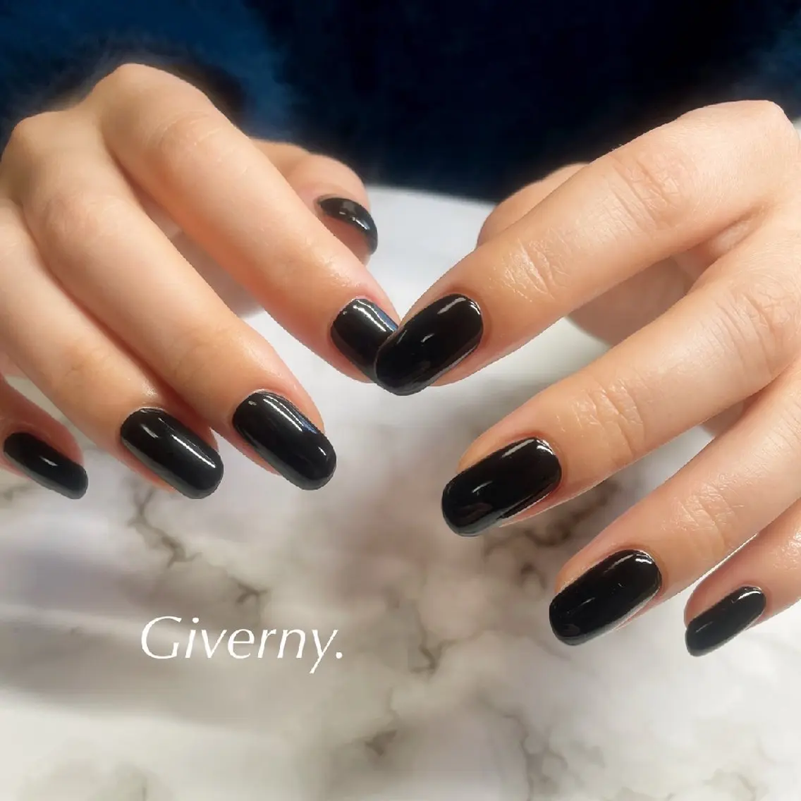 ネイル ワンカラーネイル シンプルネイル ハンドネイル Giverny .のネイルデザイン