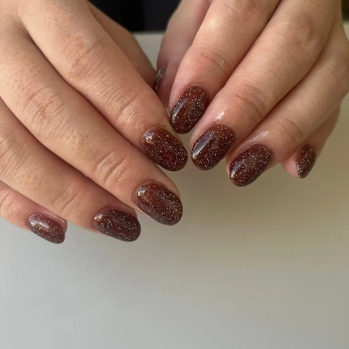 ネイル ブラウン フラッシュネイル ハンドネイル nail◯ petitnanoのネイルデザイン