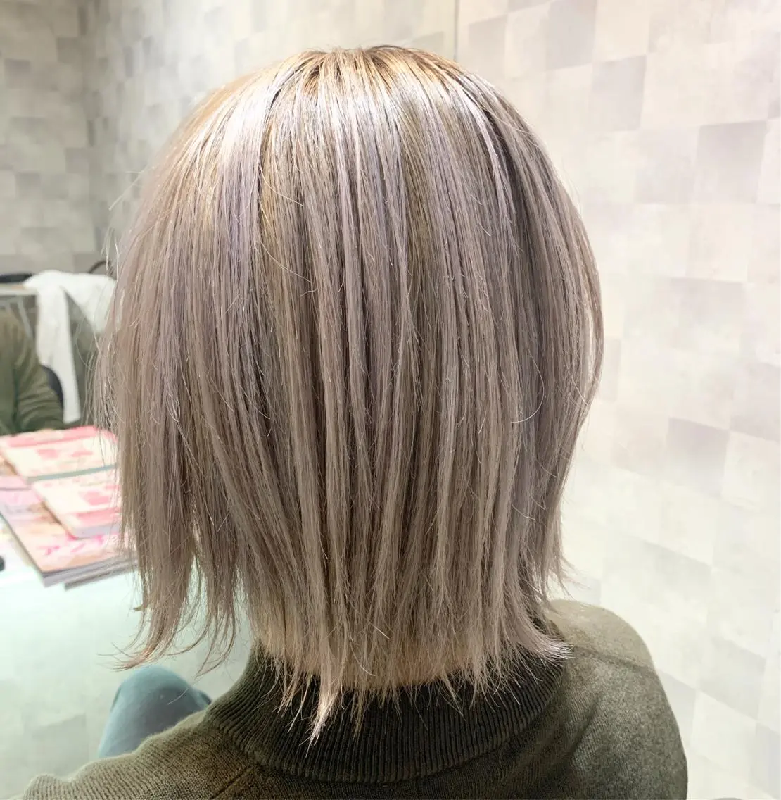 カラー ハイトーンカラー 渡辺 健太のヘアスタイル
