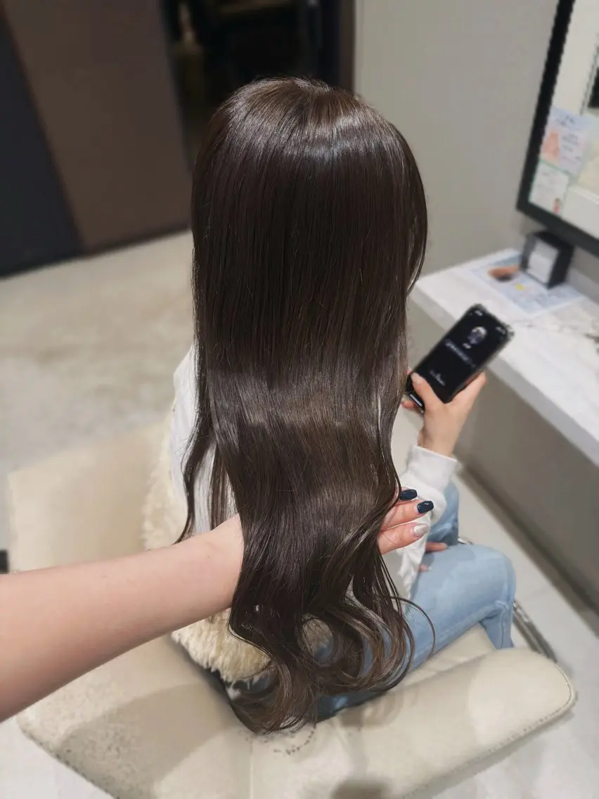 透明感カラー➕ 質感再生トリートメント☆❍。の写真
