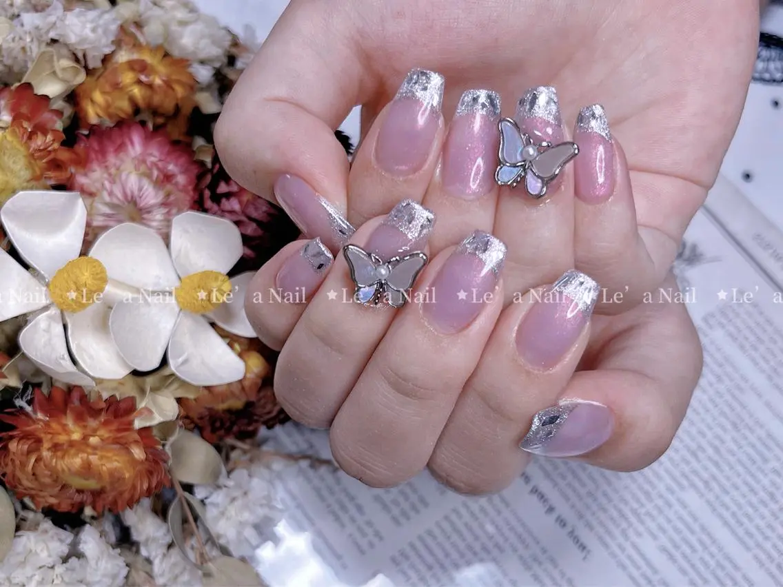 セミロング カラー ネイル Le’a NailSalonのネイルデザイン