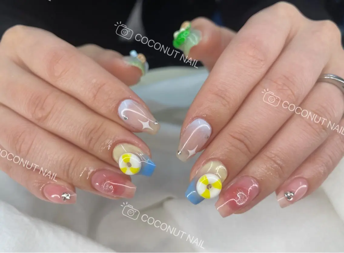ネイル ハンドネイル 神田 ココナッツのネイルデザイン