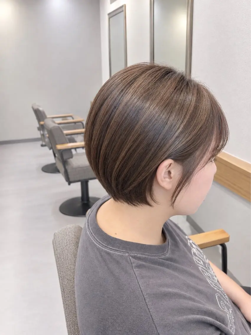 ショート カラー ショートボブ アッシュ ベージュカラー ボブ ショートヘア カット ヘアカラー トリートメント ショート✖️縮毛矯正 ✂️秋山知穂✂️のヘアスタイル