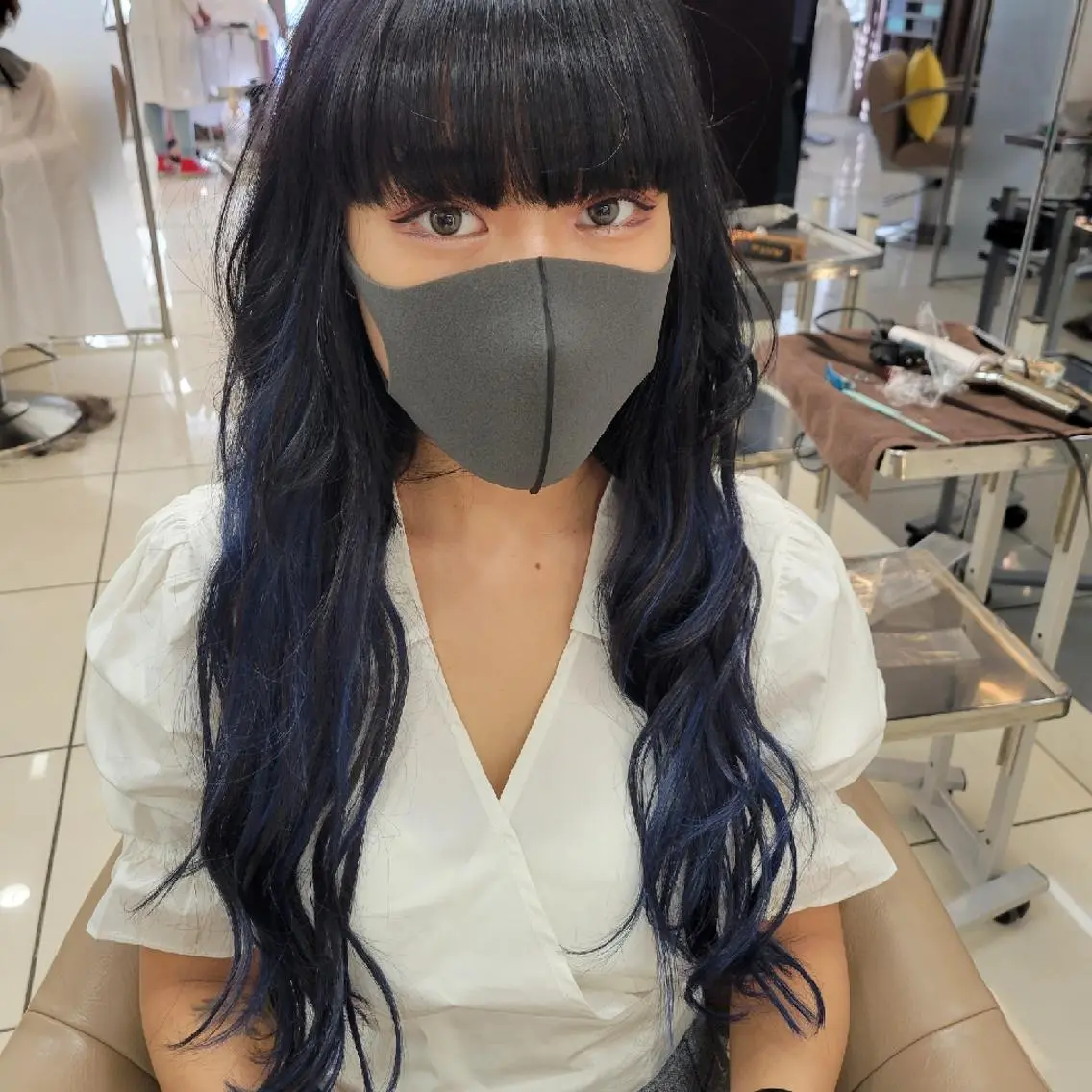 ロング カラー カット ヘアカラー トリートメント エクステ 羽エクステ🪽 🤍まき🤍のヘアスタイル