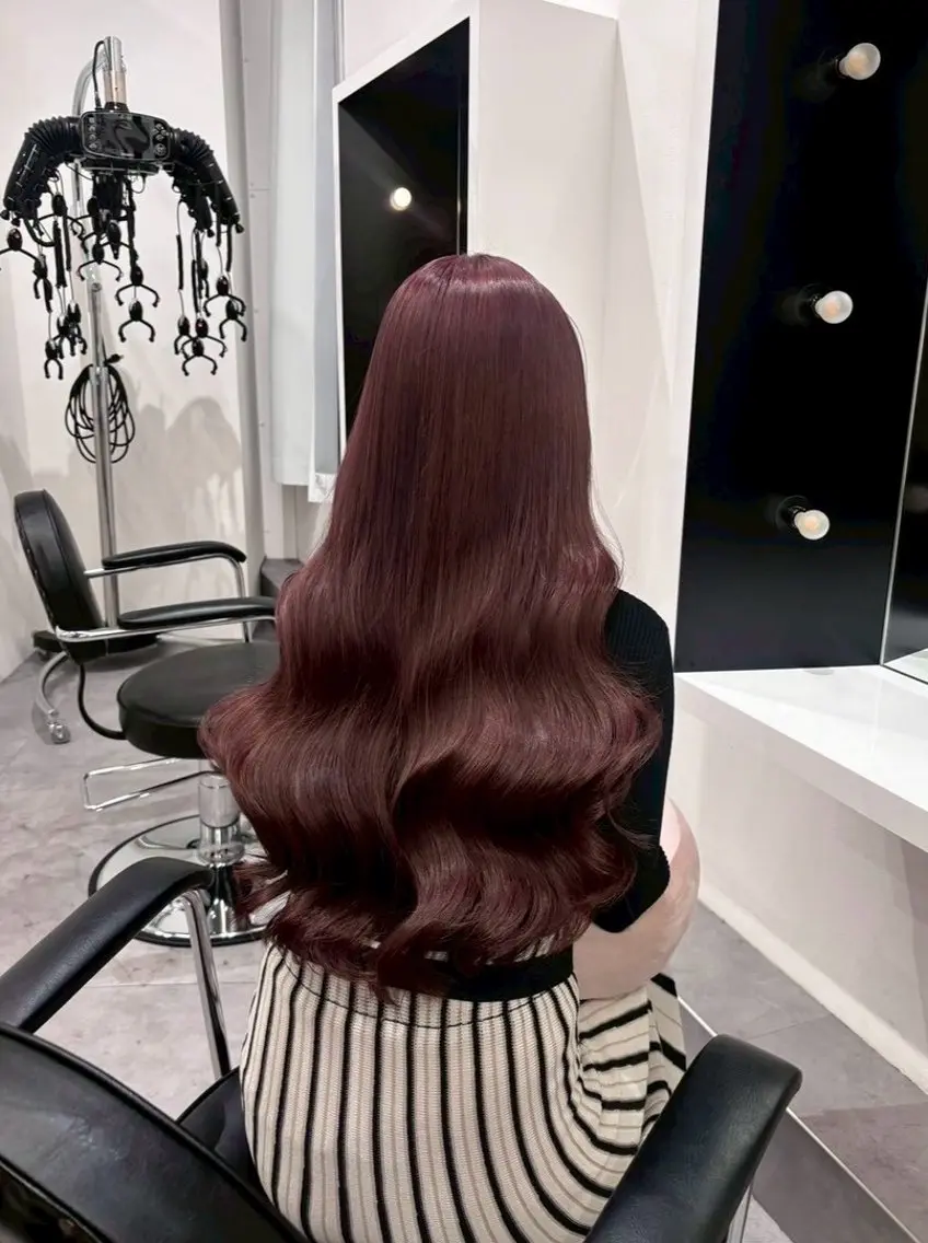 ロング アッシュ アッシュグレー アッシュグレージュ ボブ くびれヘア ヘアカラー yuran 【梅田/茶屋町】のヘアスタイル