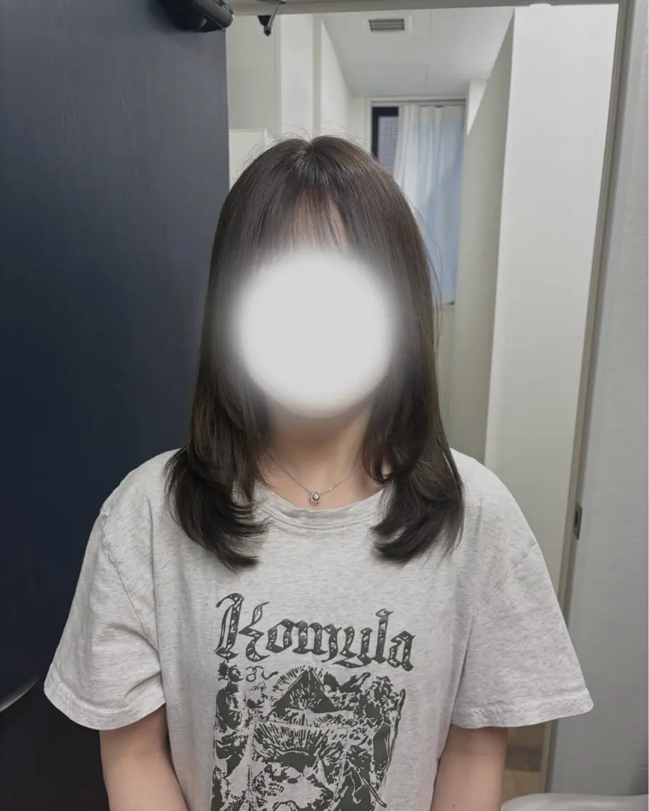 セミロング カラー ブリーチ 透明感カラー momoka-YUC CA-モデル様募集中のヘアスタイル