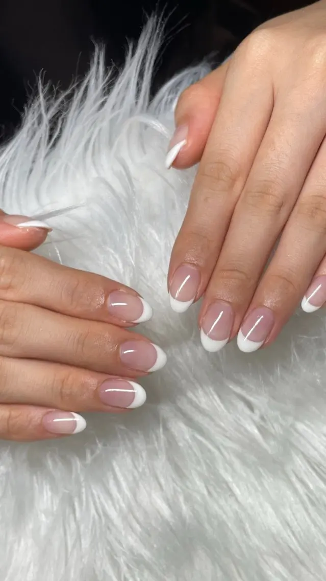 ネイル フレンチネイル ハンドネイル YUI nailのネイルデザイン