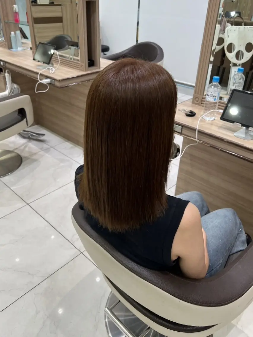 セミロング カット ヘアカラー トリートメント 佐々木 萌のヘアスタイル