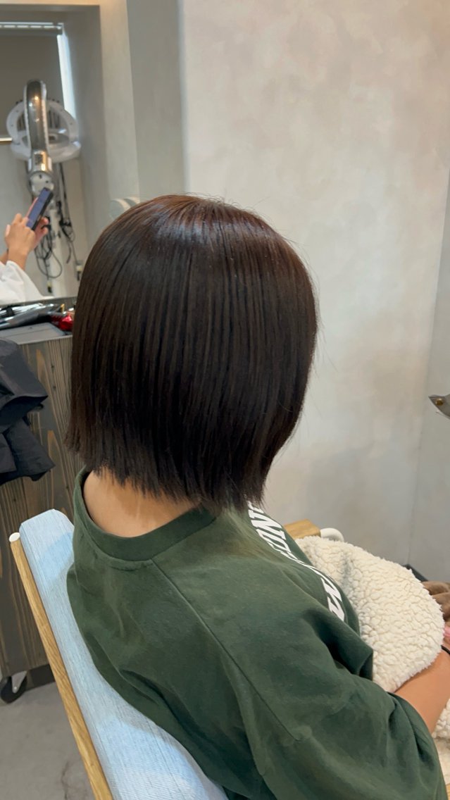ミディアム ヘアカラー 黒野 菜月のヘアスタイル