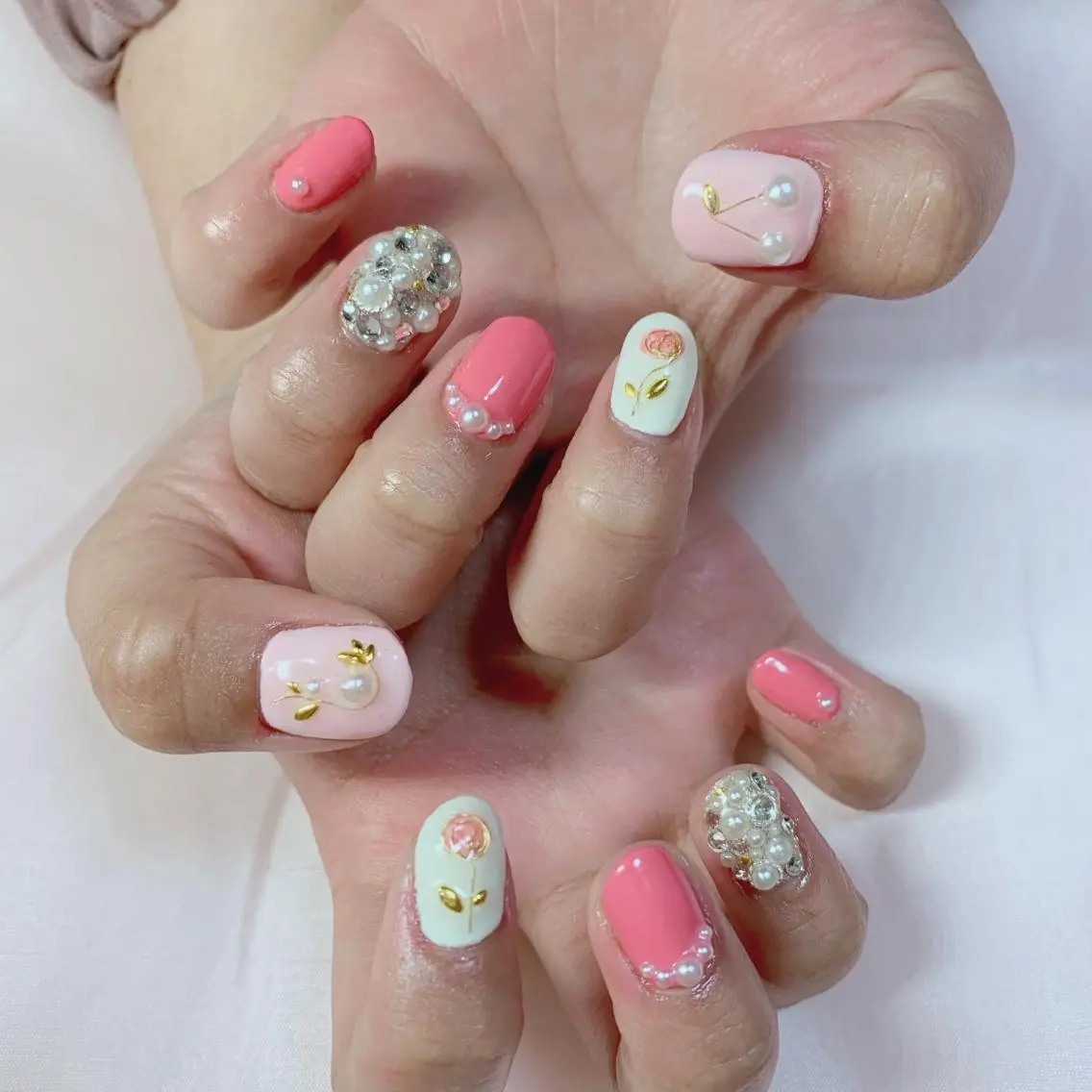 ネイル ハンドネイル フットネイル nailsalon momoのネイルデザイン