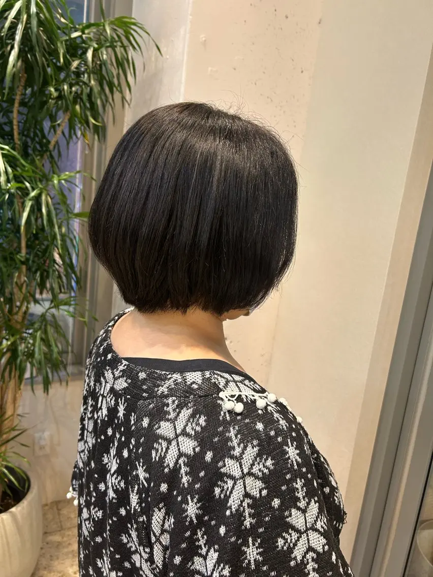 ショート ボブ ショートヘア ウジイエ ミユウのヘアスタイル