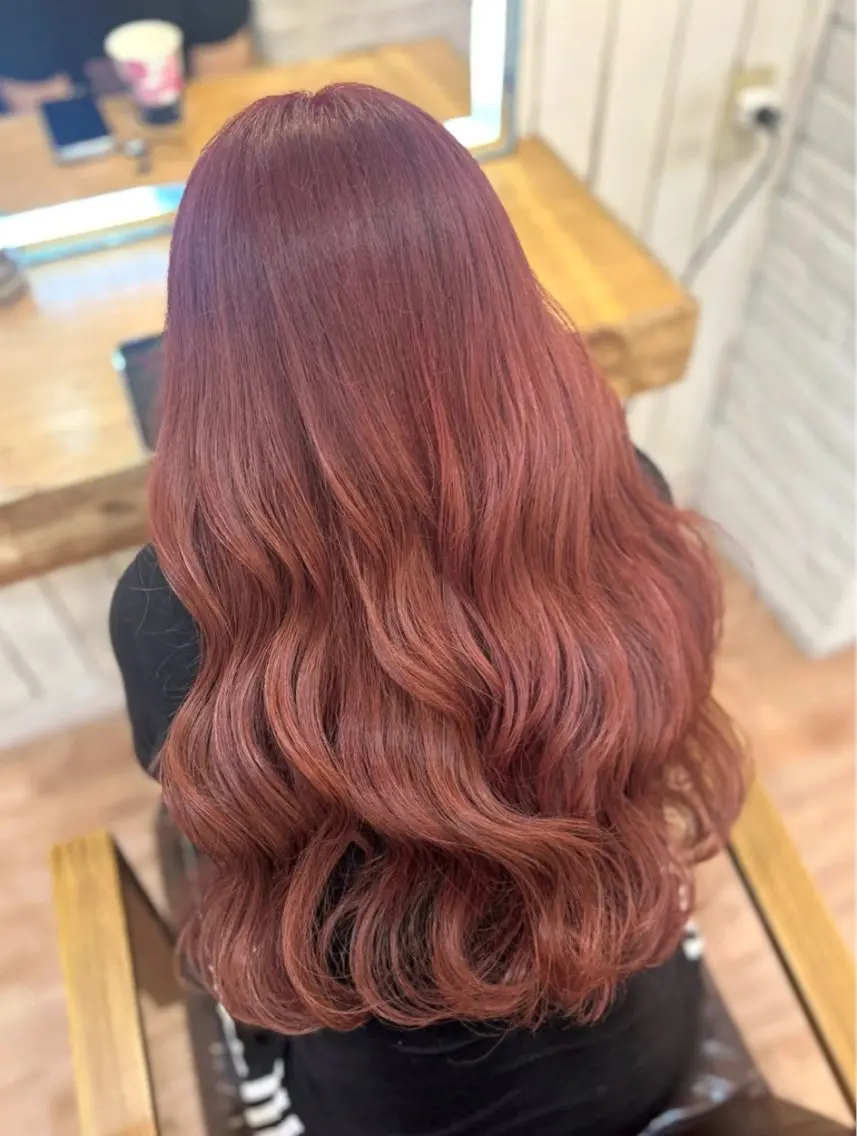 ロング ヘアセット ROOTS ANNAのヘアスタイル