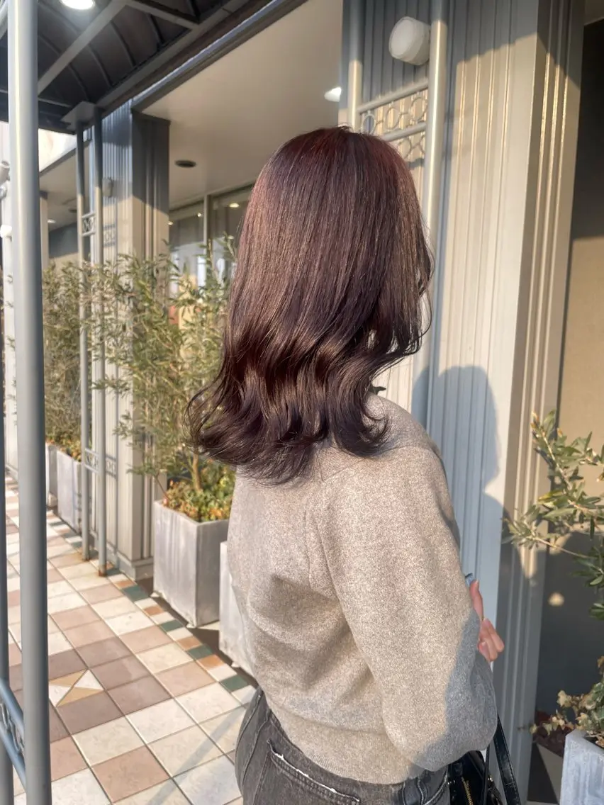 セミロング カット ヘアカラー トリートメント 石戸 春菜のヘアスタイル