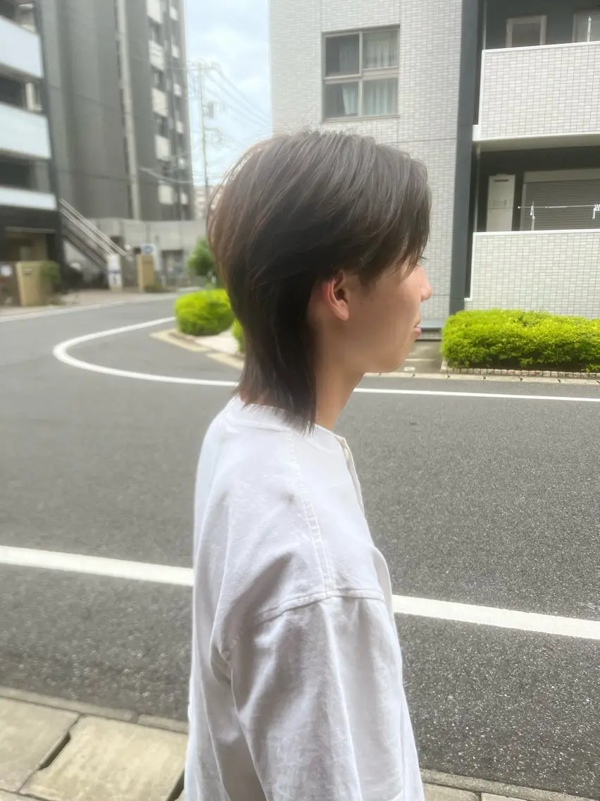 カラー メンズ メンズウルフカット ベージュカラー 透明感カラー ウルフカット カット ヘアカラー トリートメント メンズパーマ/ 眉毛wax/栗原柊のヘアスタイル