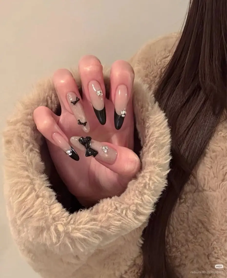 ネイル アートネイル 長さ出し ジェルネイル マグネットネイル ニュアンスネイル ハンドネイル Cloudy Chan Nailのネイルデザイン