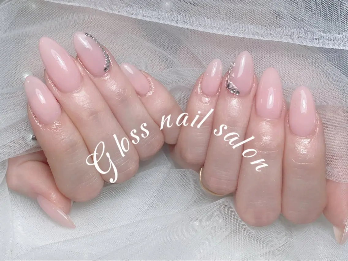 ネイル Yuna✨ Gloss nailのネイルデザイン