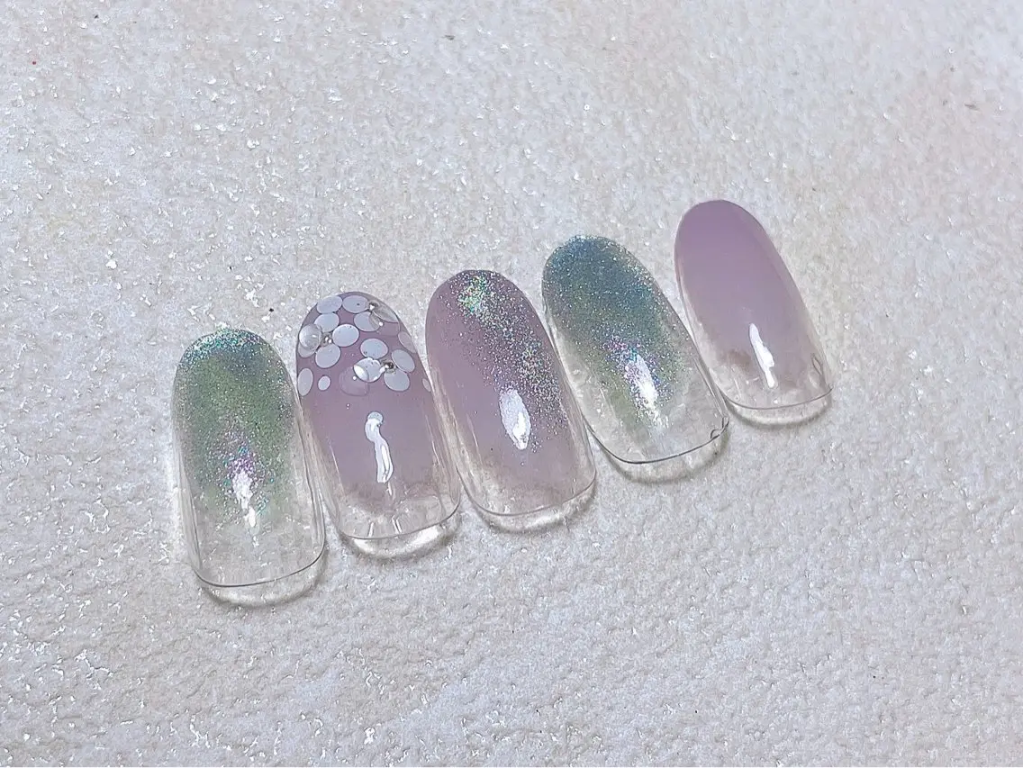 ネイル オーロラネイル フラワーネイル フットネイル フレンチネイル ジェルネイル ハンドネイル mogunail &blowのネイルデザイン