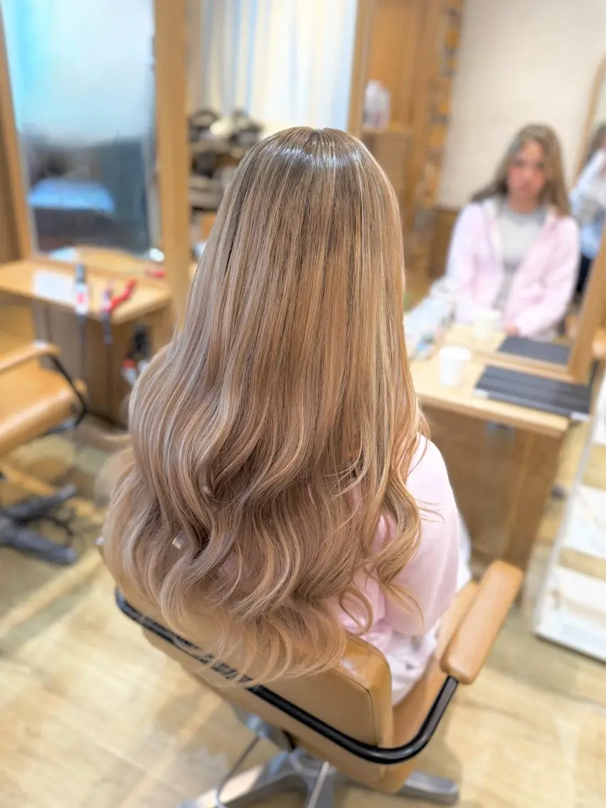ロング ハイライト レイヤーカット ヘアメイク美容師 🦋サカモトレナ🦋のヘアスタイル
