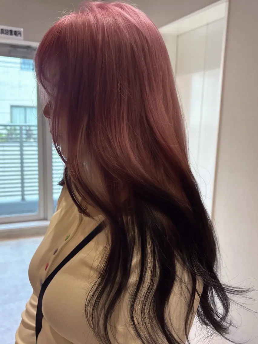 ロング カット ヘアカラー トリートメント ブリーチ🌟レイヤー 縮毛矯正/青木華音のヘアスタイル