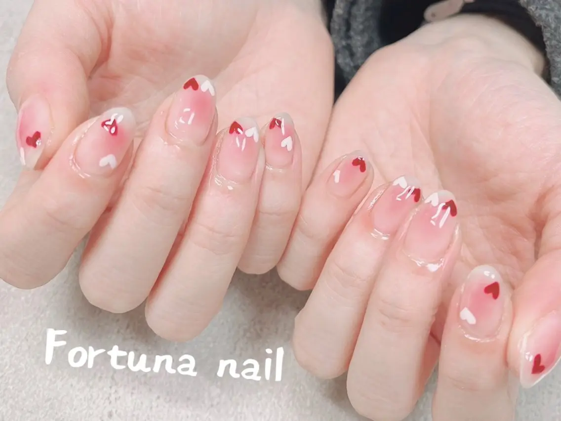 ネイル Nail •Head スパFortunaのネイルデザイン