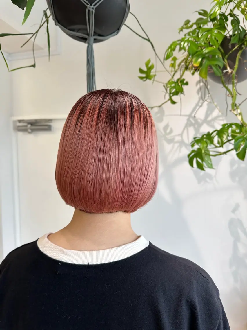 ショート ボブ 切りっぱなし/髪質 改善矯正/さやか🫧のヘアスタイル